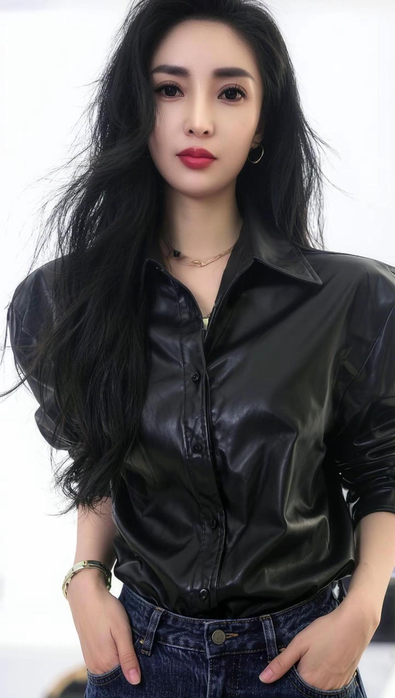 官方大大看我这么用心完成作品麻烦给个热门吧！马上过年了让我也开心开心