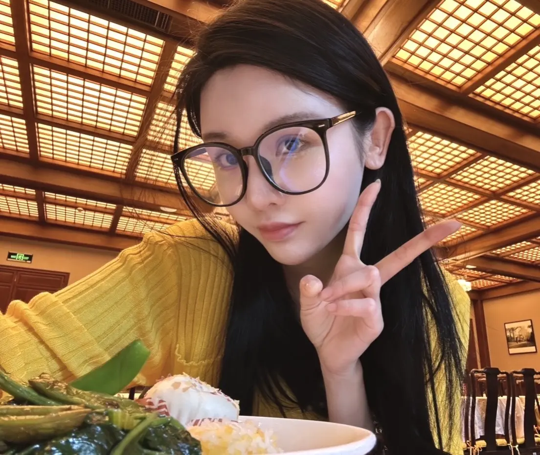 大病初愈 还没痊愈 出去走走。发烧在家躺了好几天，想呼吸新鲜空气了，去老地方看看