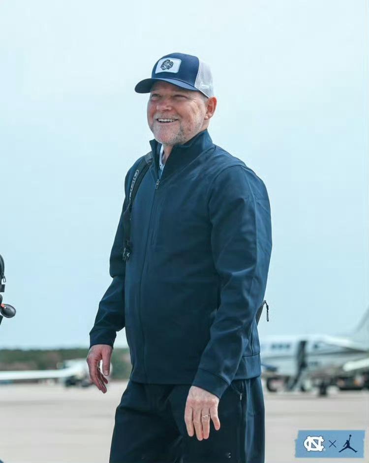 billoram：开拓者队之前有意邀请迈克·马龙担任球队主教练一职，但只愿提供每