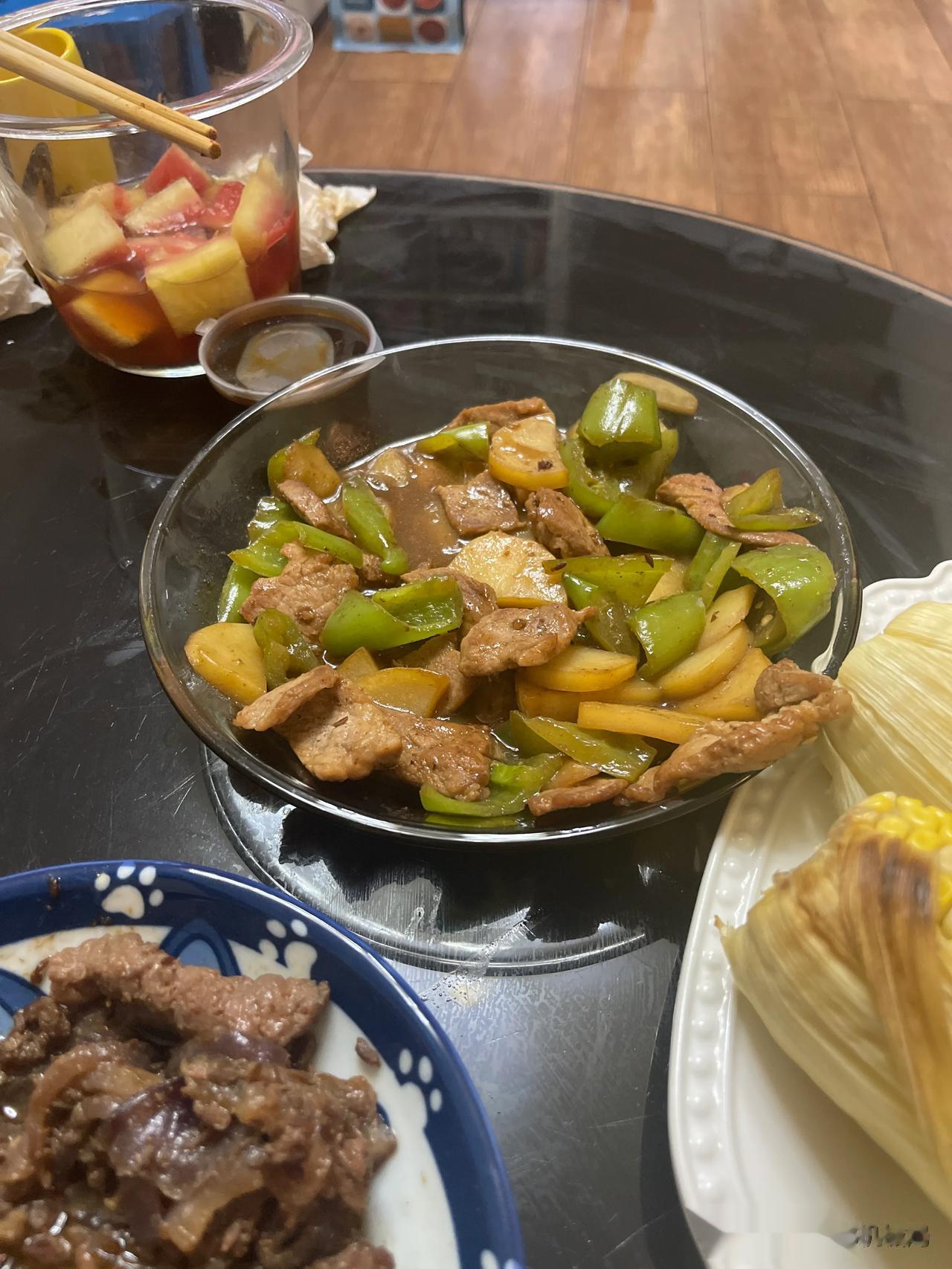 哥几个平时家里吃炒土豆丝土豆片么？决定它是不是软糯的原因到底是土豆的品种还是炒的
