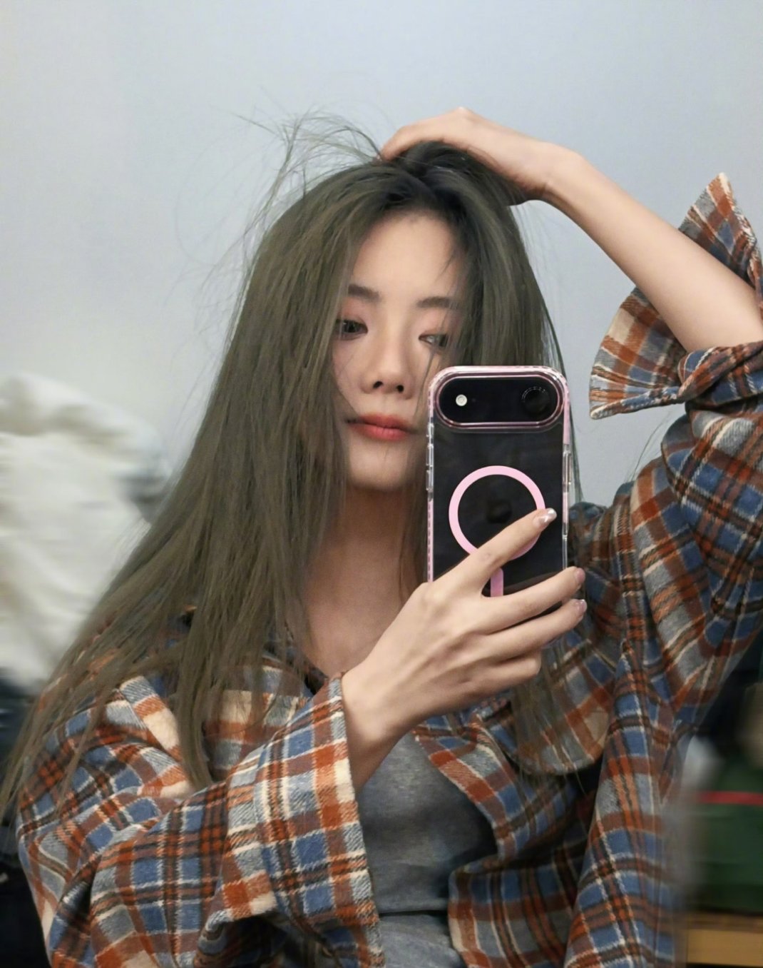 谭松韵像一朵太阳花 好喜欢大波浪！！多多尝试新发型呀～（快唱起来了） 