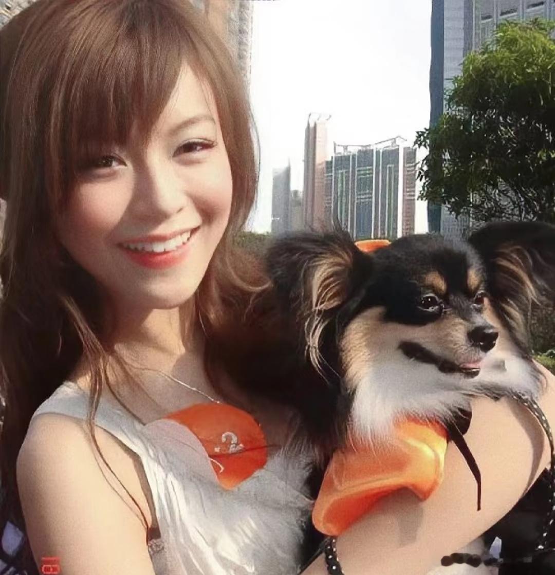 文咏珊 wys文咏珊 wys守护最好的文咏珊 “一不小心喜欢你好多年了.” "?