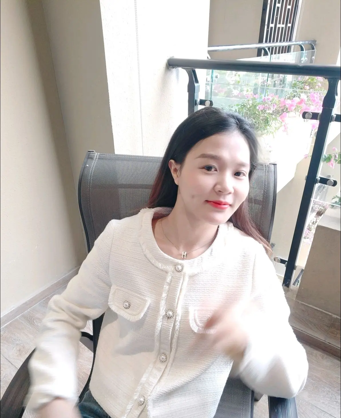 阳光眷恋笨小孩✌️