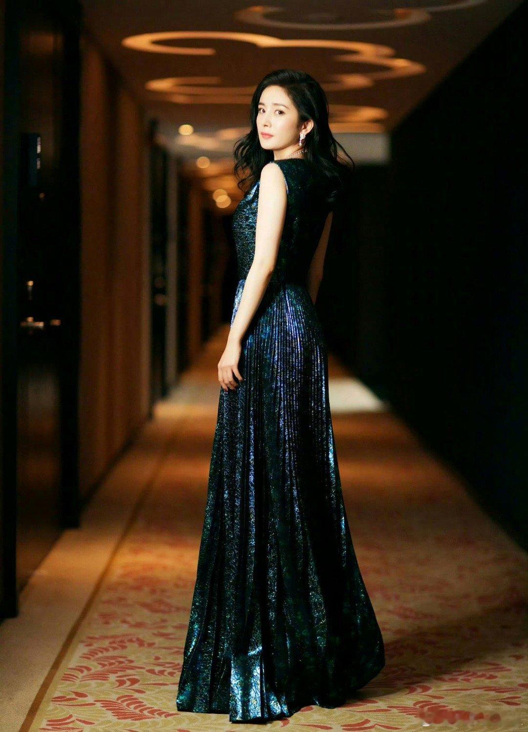 杨幂姐姐真的又有范儿又有味道！｜杨幂