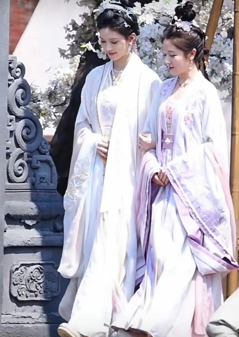 谁还分得清是女主还是女二啊？ ​​​