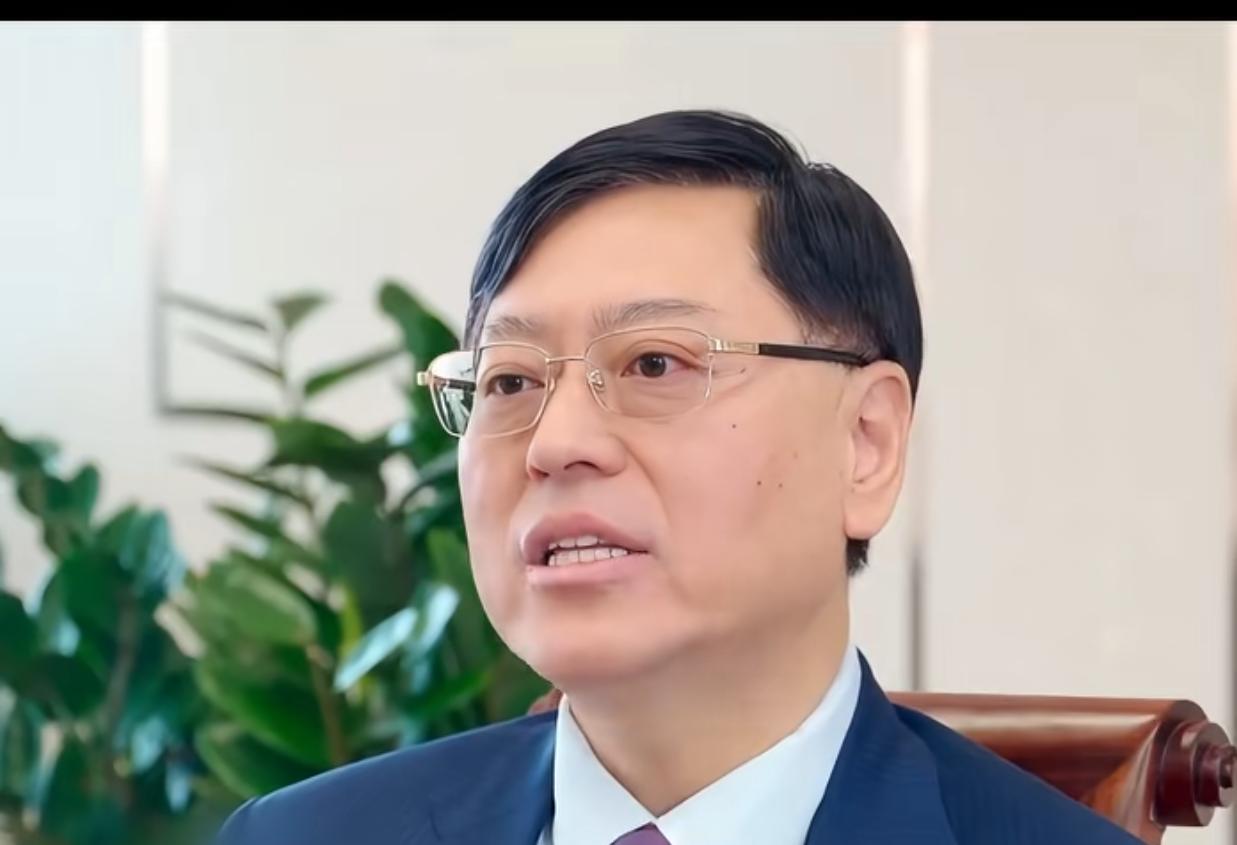 当年访谈的时候，杨元庆曾让马斯克很无语。
杨元庆问马斯克，你有多少客户，我有多少