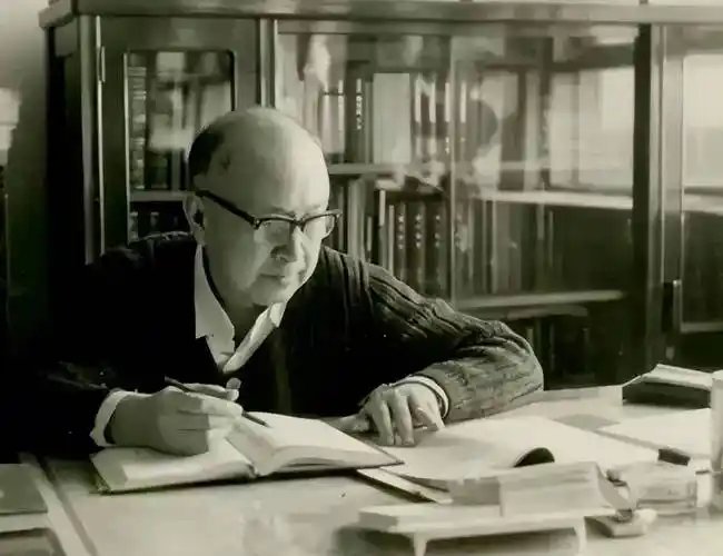 钱学森：一切向钱看，社会就没希望；人不能只为钱活着。如果丢掉了毛泽东思想和公有制