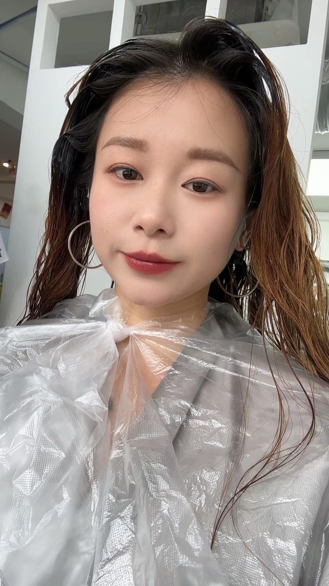 换个发型换个心情