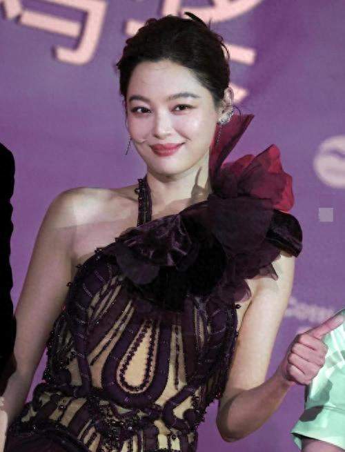 辛芷蕾金鸡奖掉提名引热议