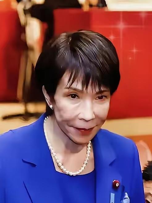 最近中日紧张局势又在不断升级！日本的军费一年比一年高，涨得飞快，军舰在全世界到处