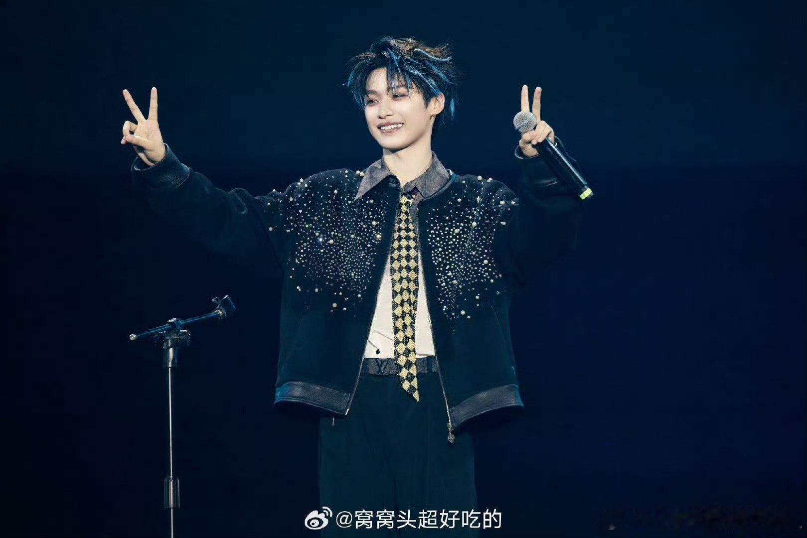 梓渝最新营业博热度梓渝音乐节营业博热度 太厉害了！！！！ ​​​