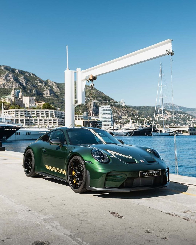 早上好～[yeah]保时捷[超话] 闫闯说车 保时捷 911 GT3 PTS橡木