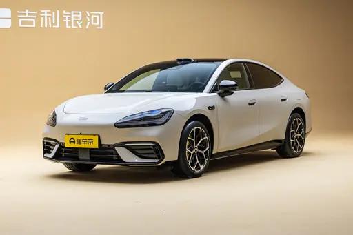 吉利银河TT首秀，国产纯电轿跑又多了一位挑战者？
 
近几年，C级纯电轿车市场越
