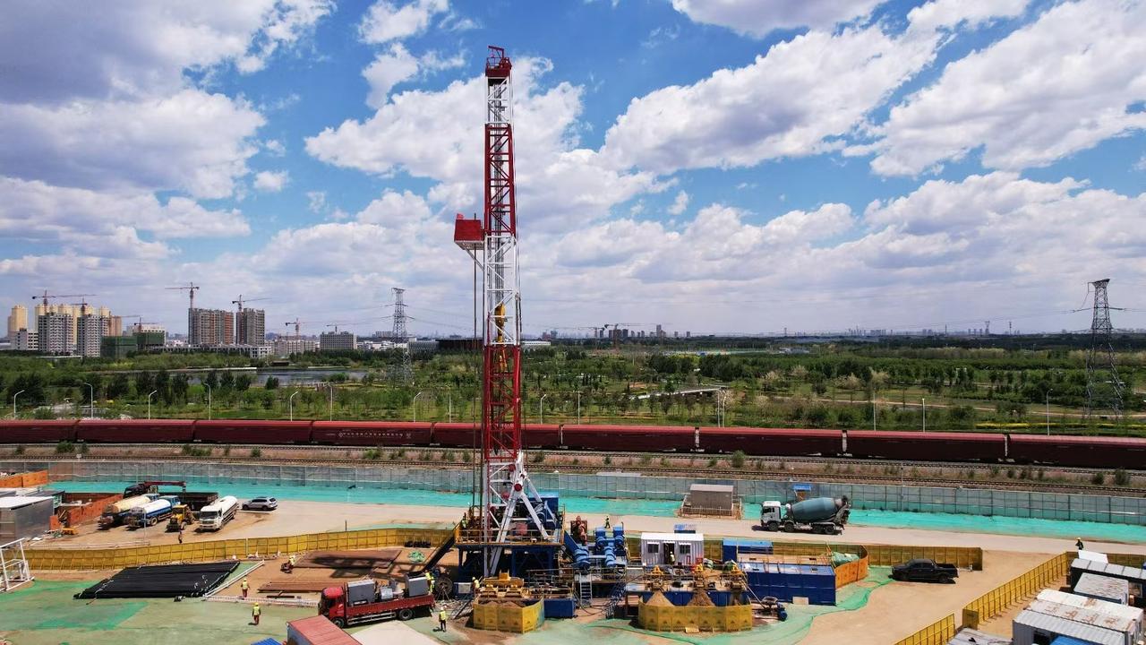 宝马集团公布了最新的减排目标：到2035年，公司计划实现较2019年减排至少6,