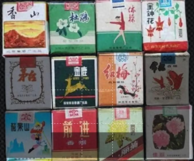 三毛钱一包烟的时代记忆，卷烟纸裹着时光的碎末，于斑驳的铁皮烟盒中悄然发酵。推开记