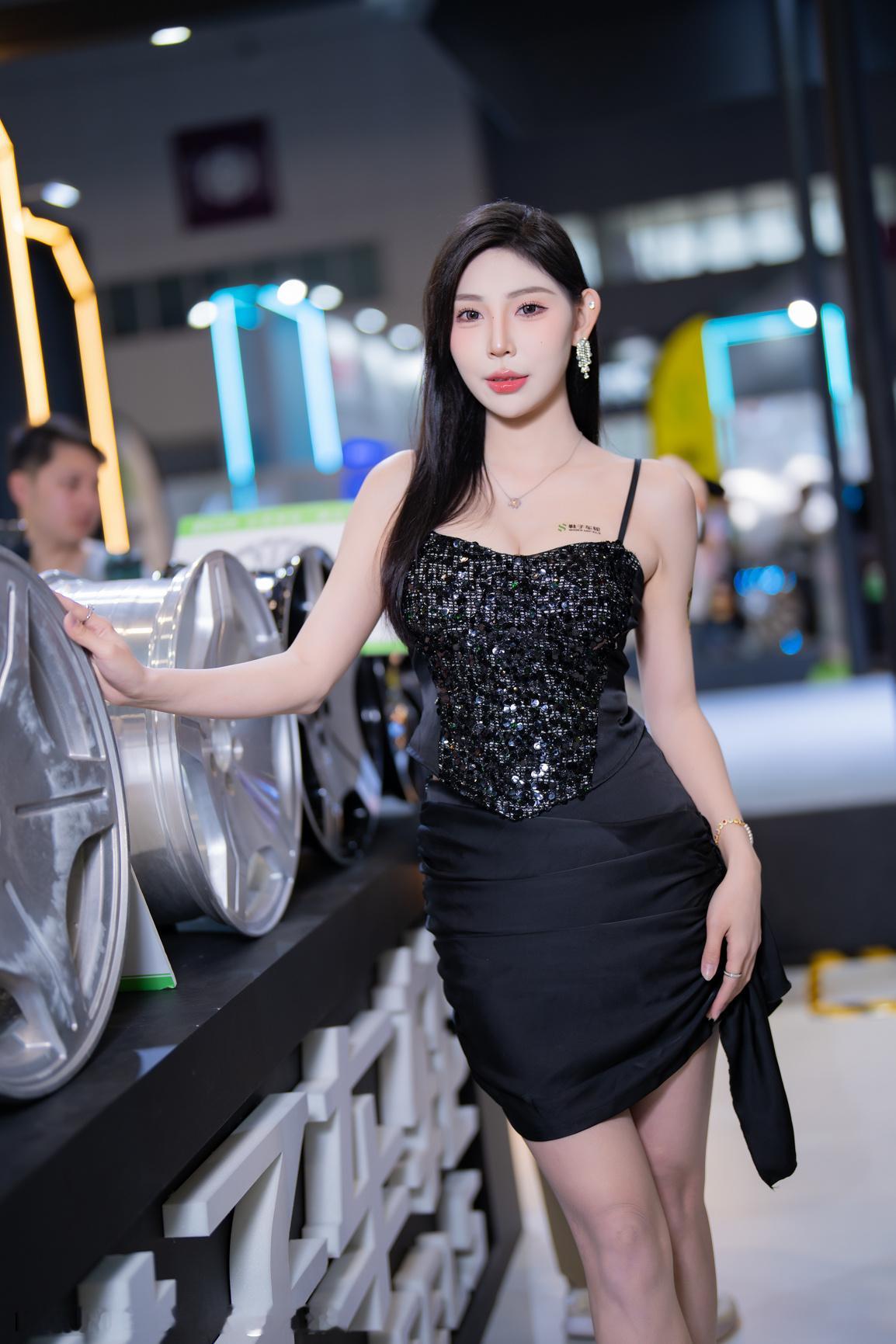 聆听猎人的车展日记聆听在深圳改装车展猎人与车展 2026 深圳改装车展想把图片带