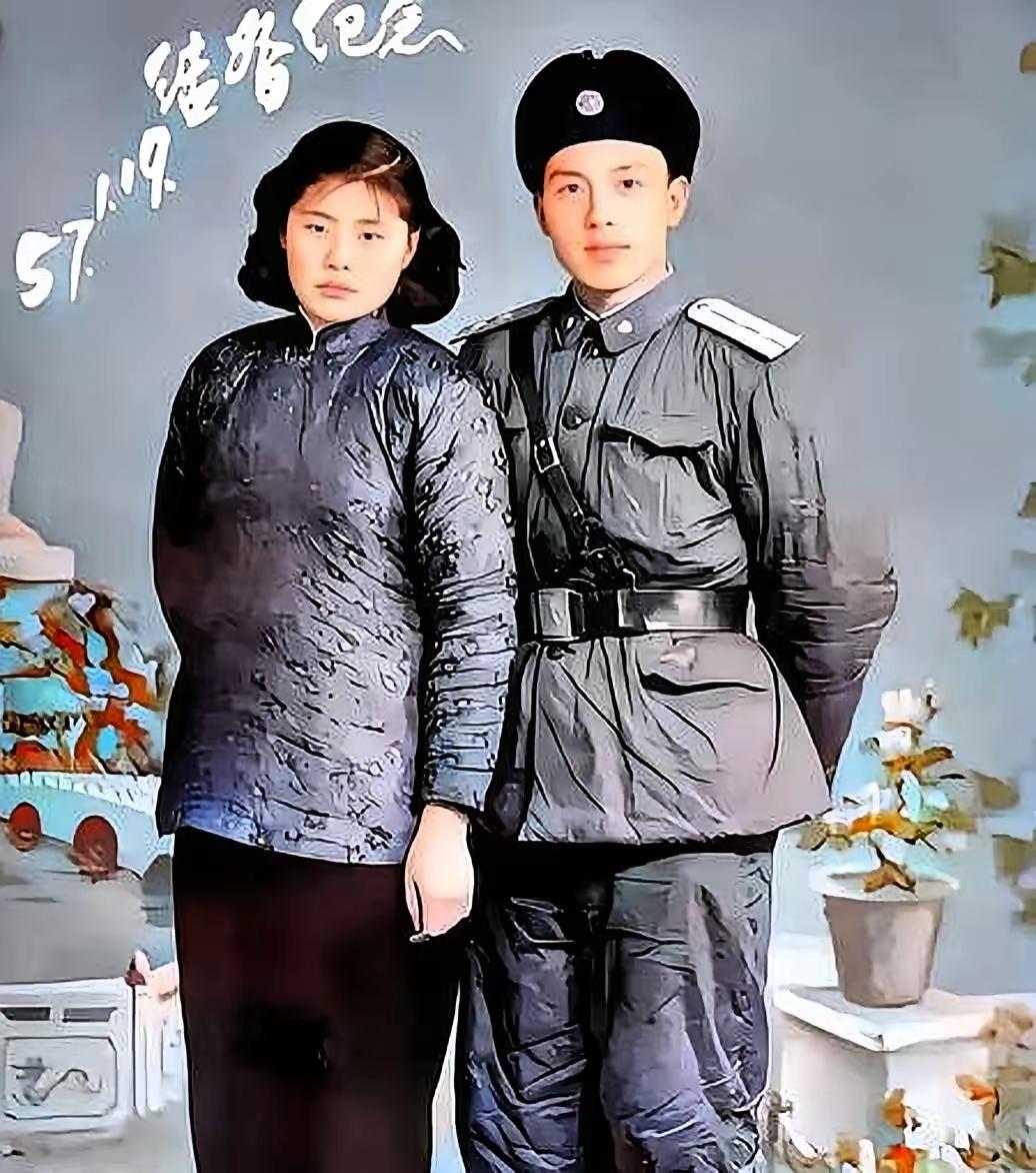 宁贤文这经历，简直像坐过山车。他是老红军，还是四野骁将，按说授衔不该低。1955