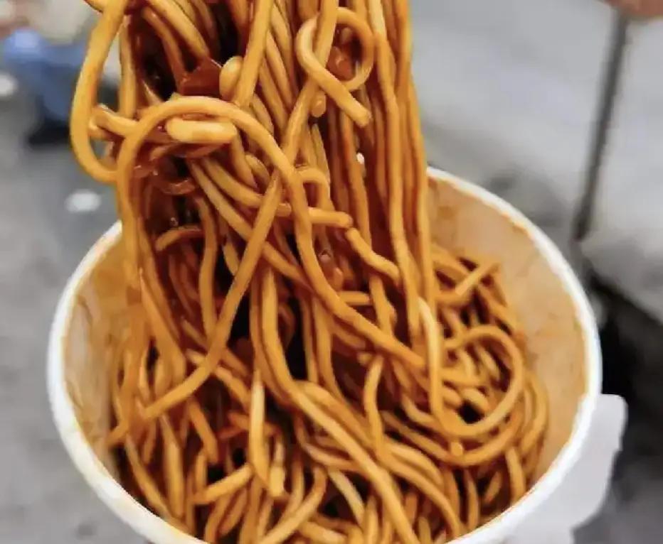 不管你信不信，这就是赤裸裸的事实，最新预测：未来五年我国中西部地区第一城的概率：