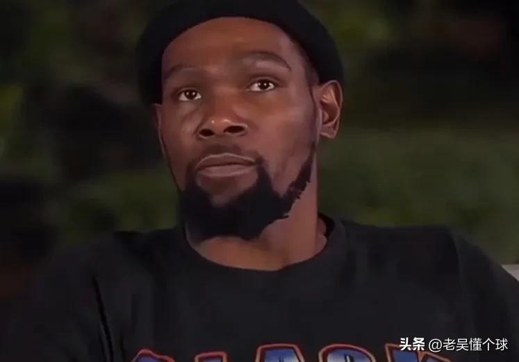 杜兰特没说错，只是不够全。

近期，杜兰特在极力维护詹姆斯的决定，不管是在线上跟