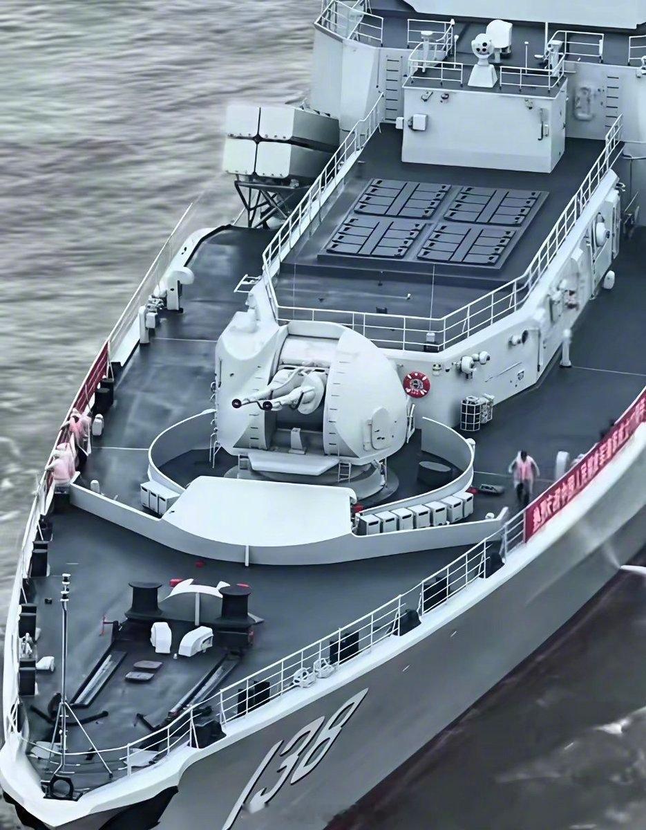 中国海军节苏式的暴力美学，和中式的现代丝滑