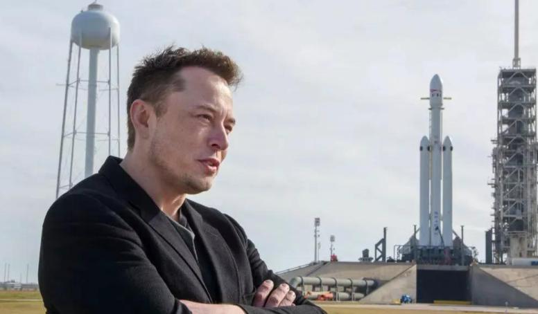 马斯克这一次真的把资本市场点燃了。随着太空探索技术公司上市首日股价大涨，他的身价