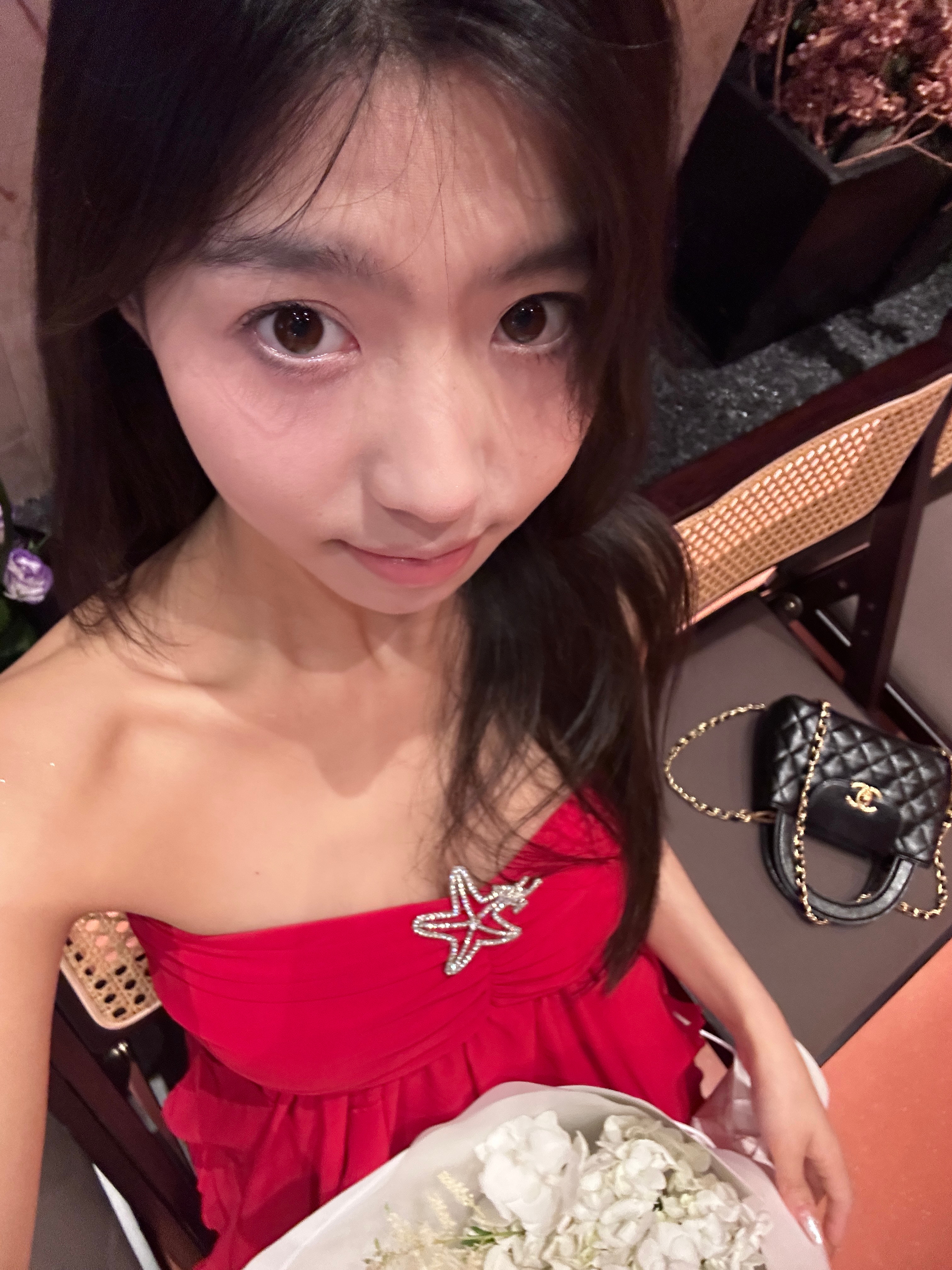 红色是浪漫🌹时尚穿搭  ​​​