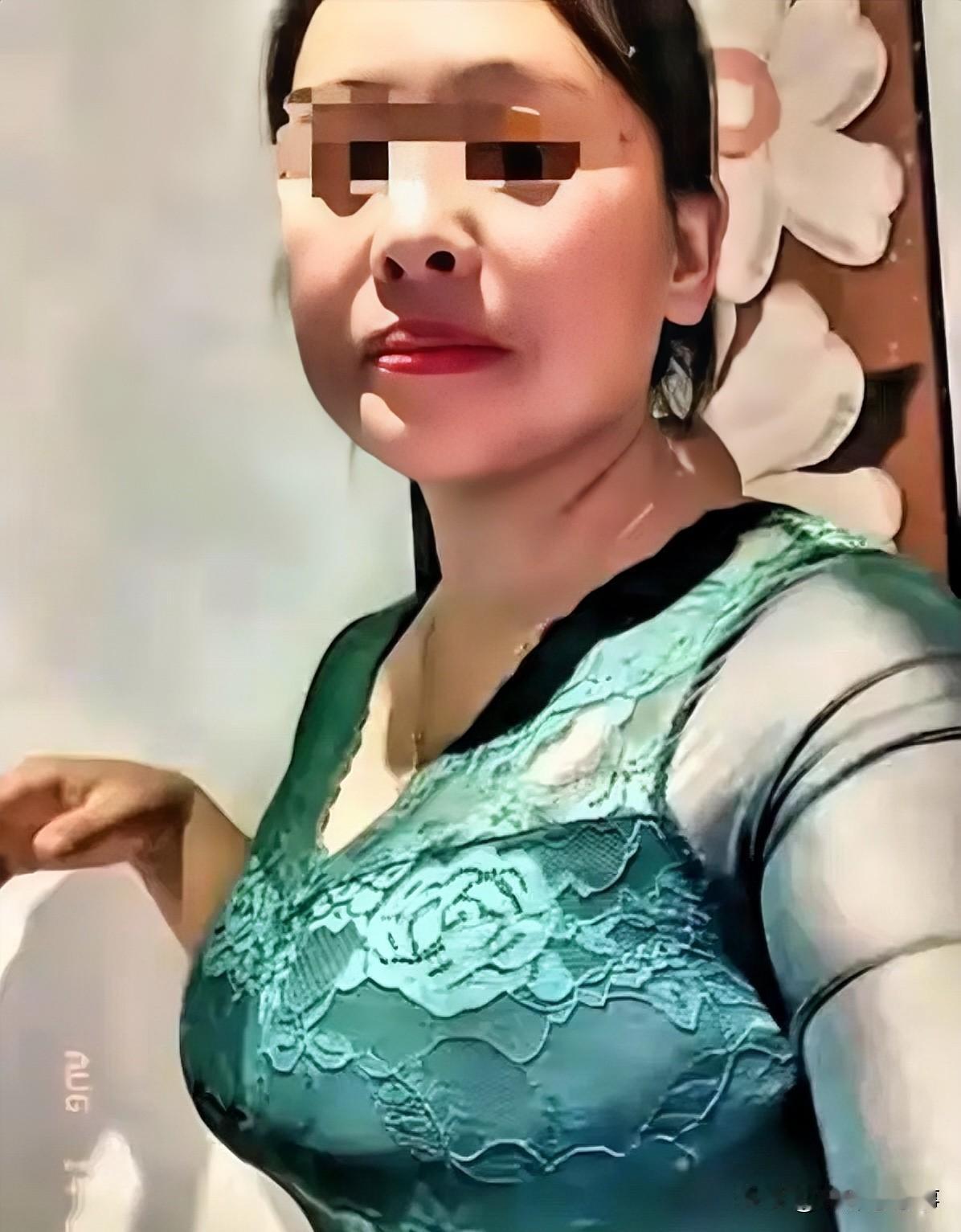 姜洪涛这事里，网友俩疑问确实戳中了要害。

头一个，大儿子为啥不怪自己妈？明明是