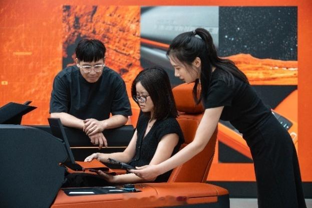 福特智趣烈马成功斩获权威奖项 —— 2026年红点产品设计大奖👉福特智趣烈马的