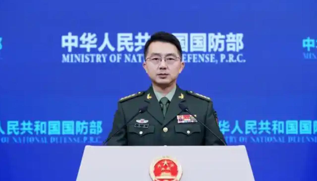 外媒抹黑中国军事 AI 规则，国防部正式回应

7月30日国防部例行记者会上，发