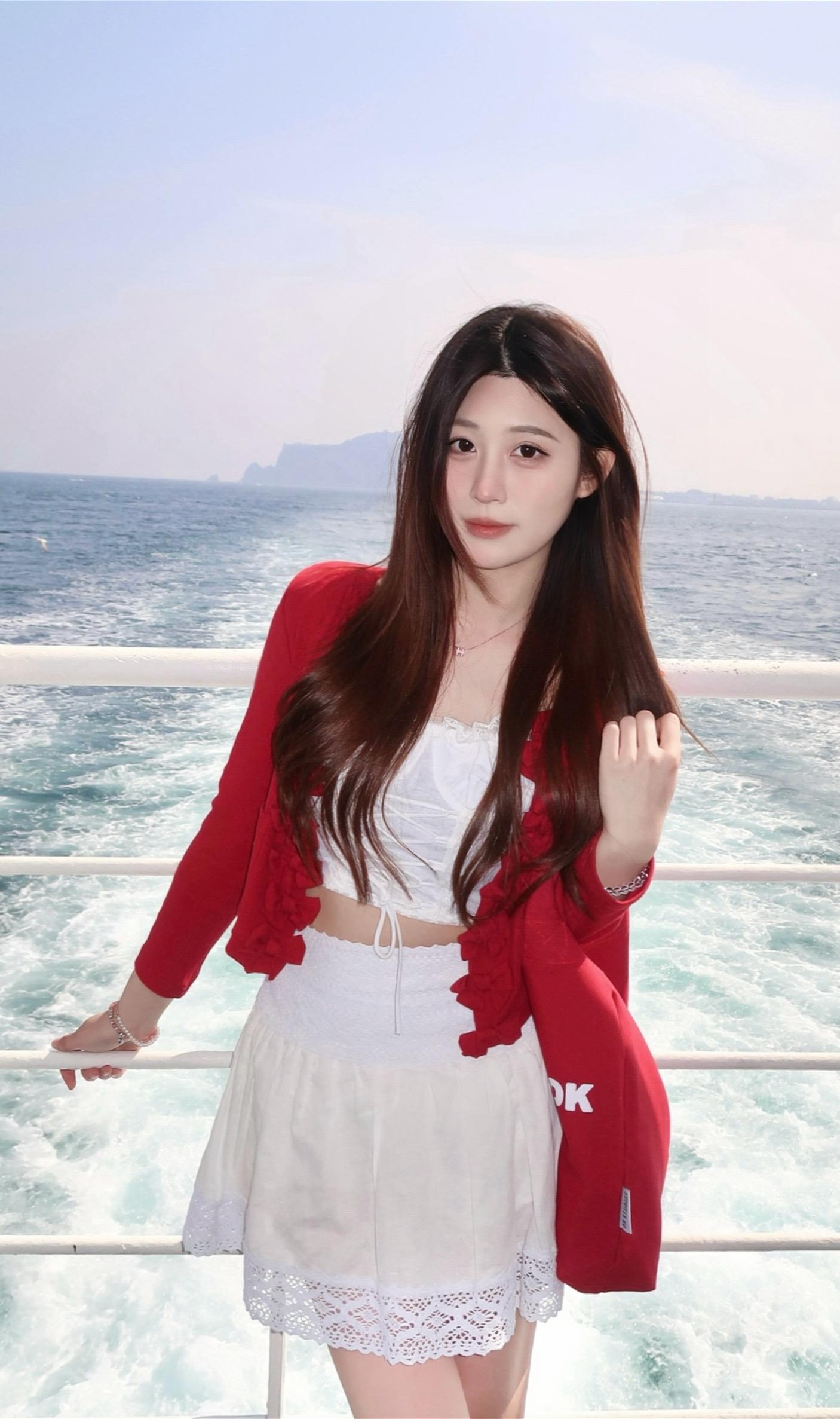 如果我勾勾手指你会过来吗，我的意思是我想你在我身边