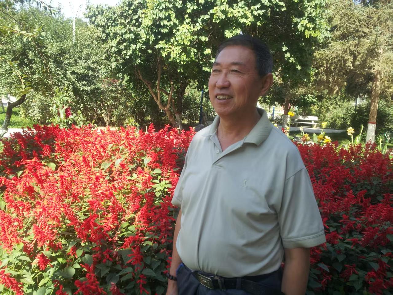 凉州民歌
王哥放羊
（根据凉州当地民间传唱小调改编）
刘炳奎
2006年7月
