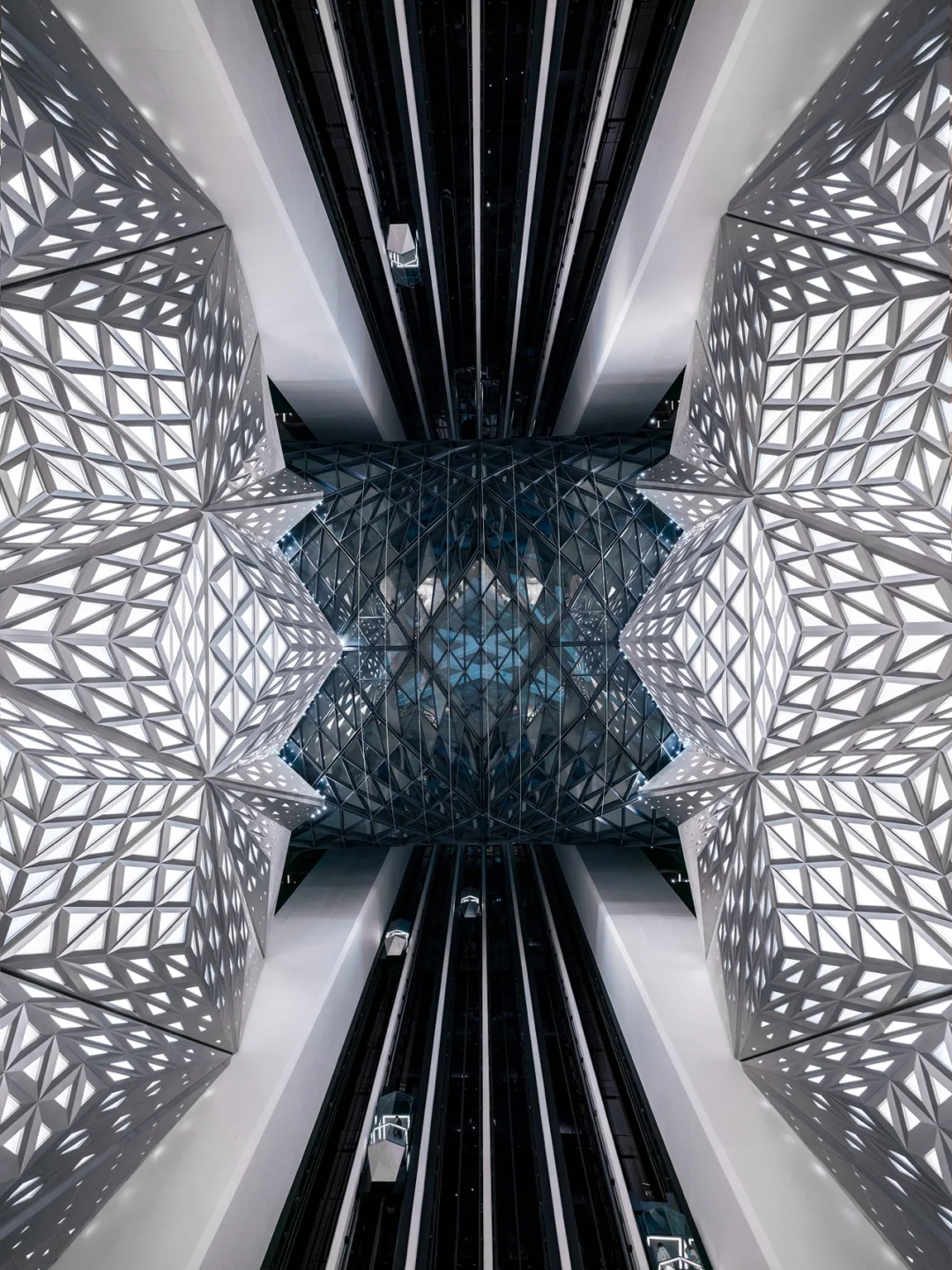 澳门🇲🇴摩珀斯-朋友以为我在空间站