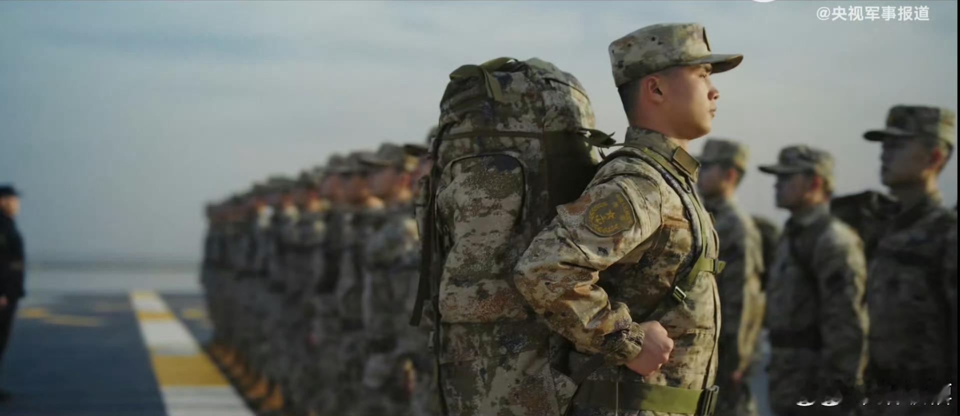 兄弟们，官方又玩梗了福建舰的19岁新兵何剑（核舰）就差直接说出来了