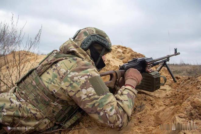 俄罗斯指控大量北约军人参战，打破一直以来的默契！
近日，俄罗斯武装力量总参谋部作