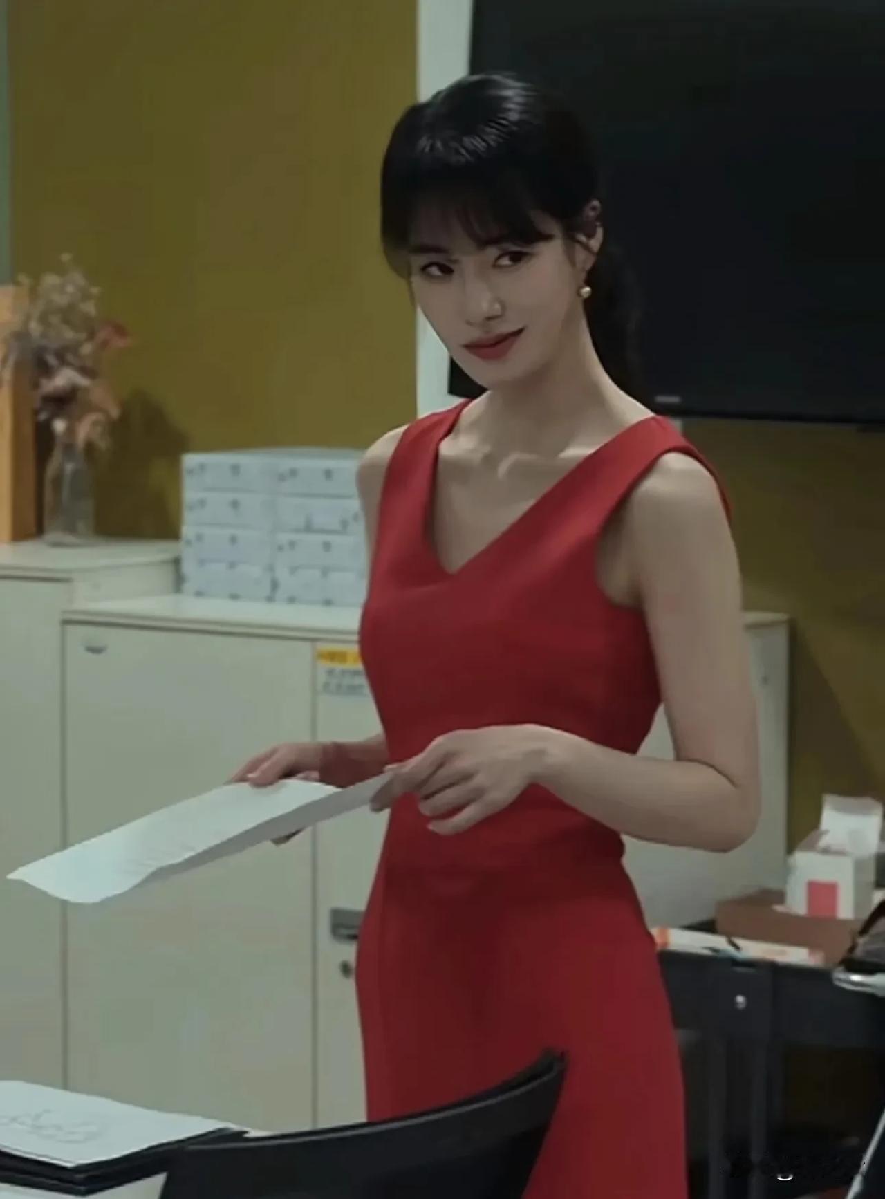 黑暗荣耀里面的妍珍那么坏，却为什么还是有人爱，甚至是剧外的观众都偏心她。

有网