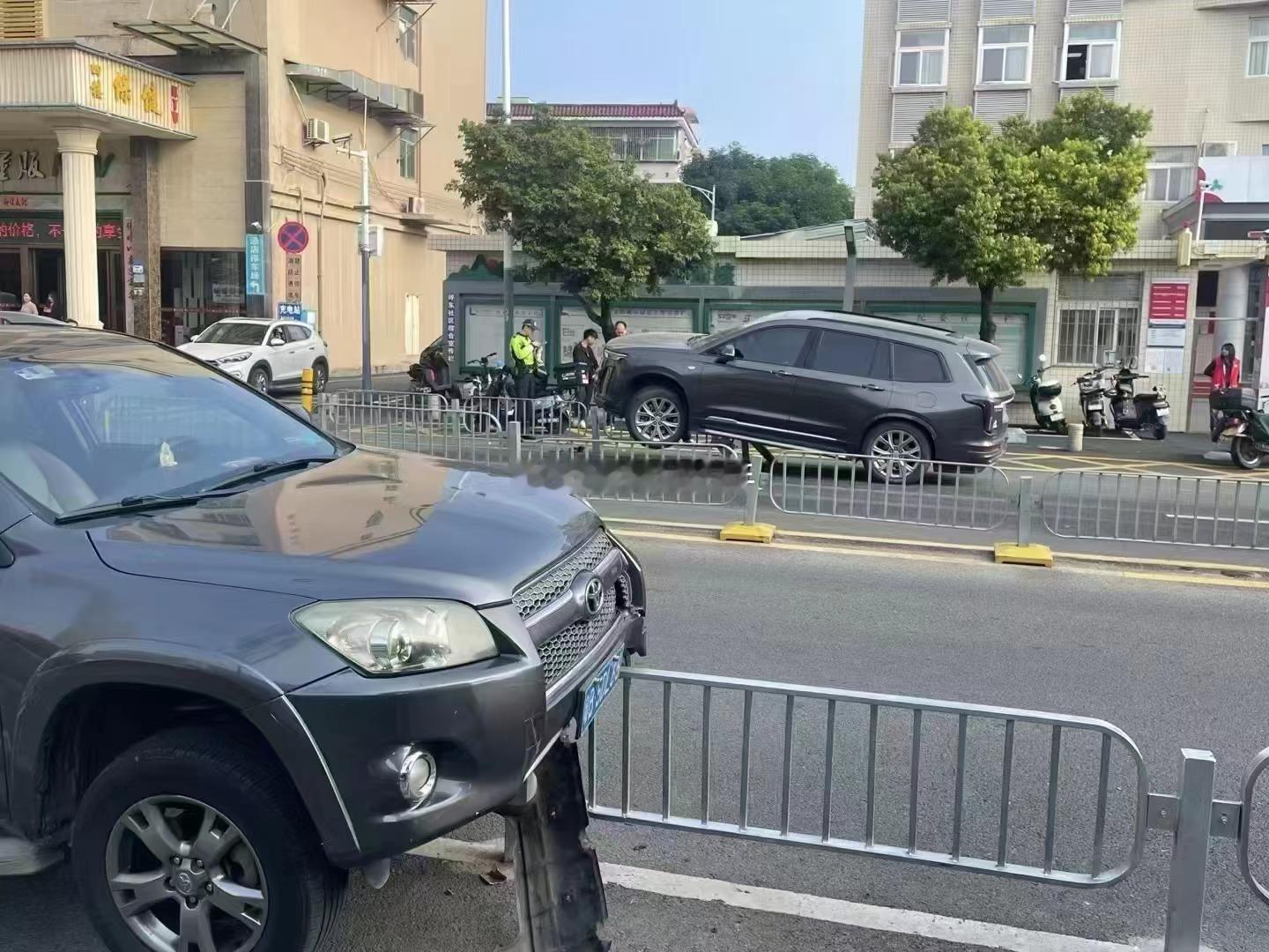 这两起事故如何同时发生的呢？？？海阔试车超话