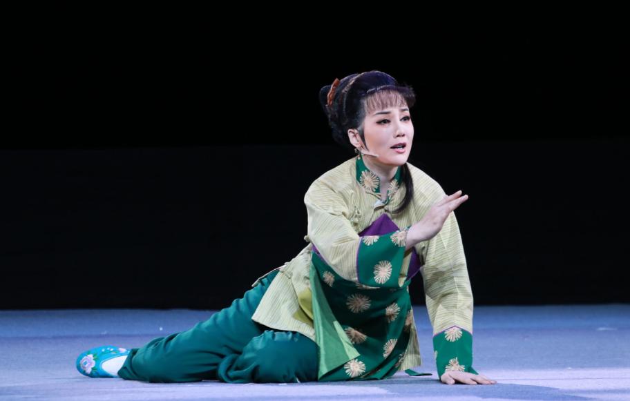 《冯玉兰》与元曲的风格。
 
《冯玉兰》又名《冯玉兰夜月泣江舟》。收入明代臧晋叔