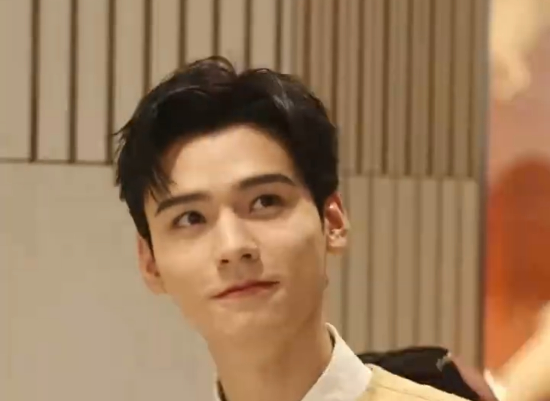 龚俊和时代少年团是真的好吗 ​​​