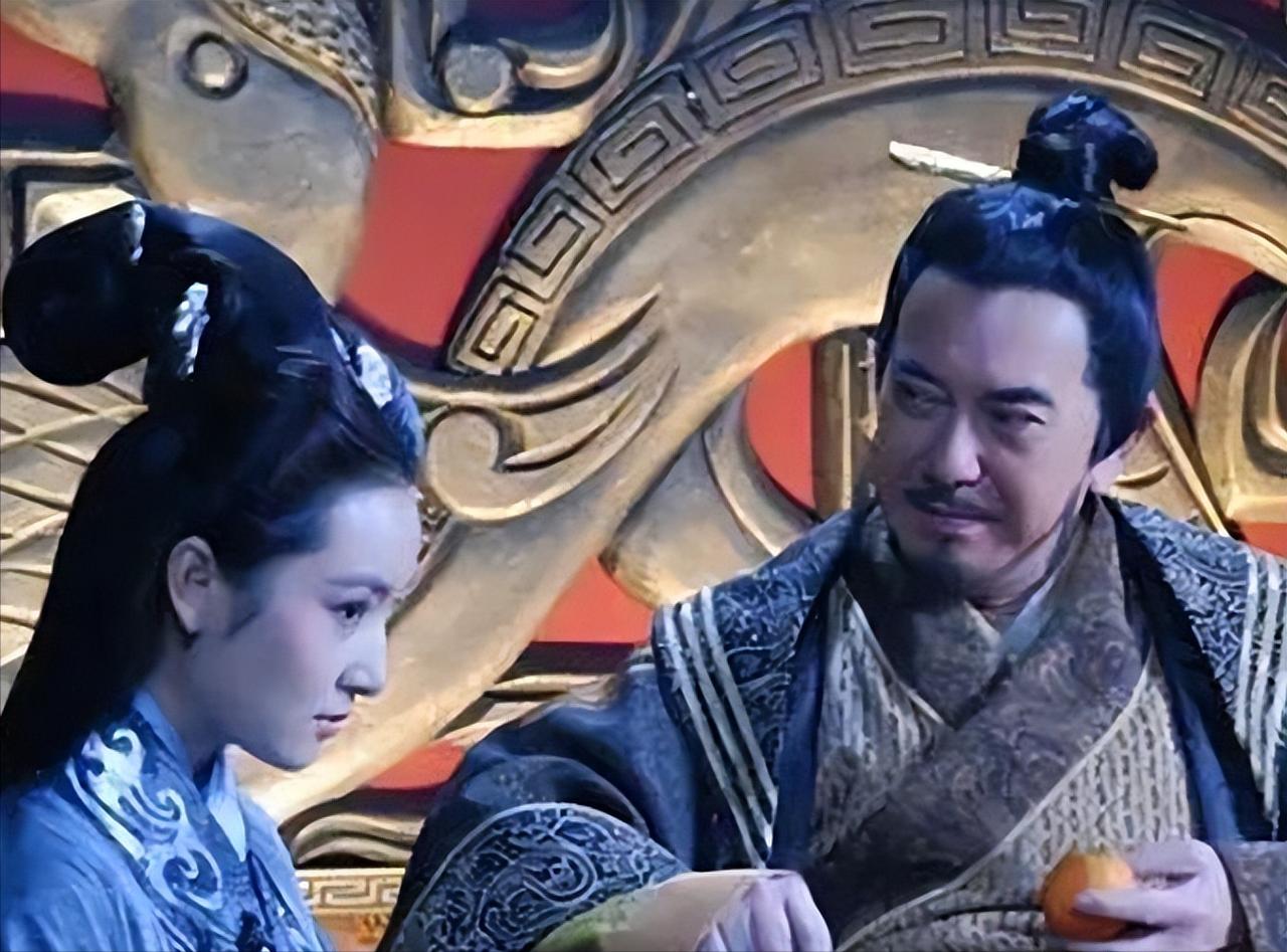 她是五代第一美女，姿色艳美，肌肤雪白，为何却两次嫁给糟老头？
 
花见羞本姓王，