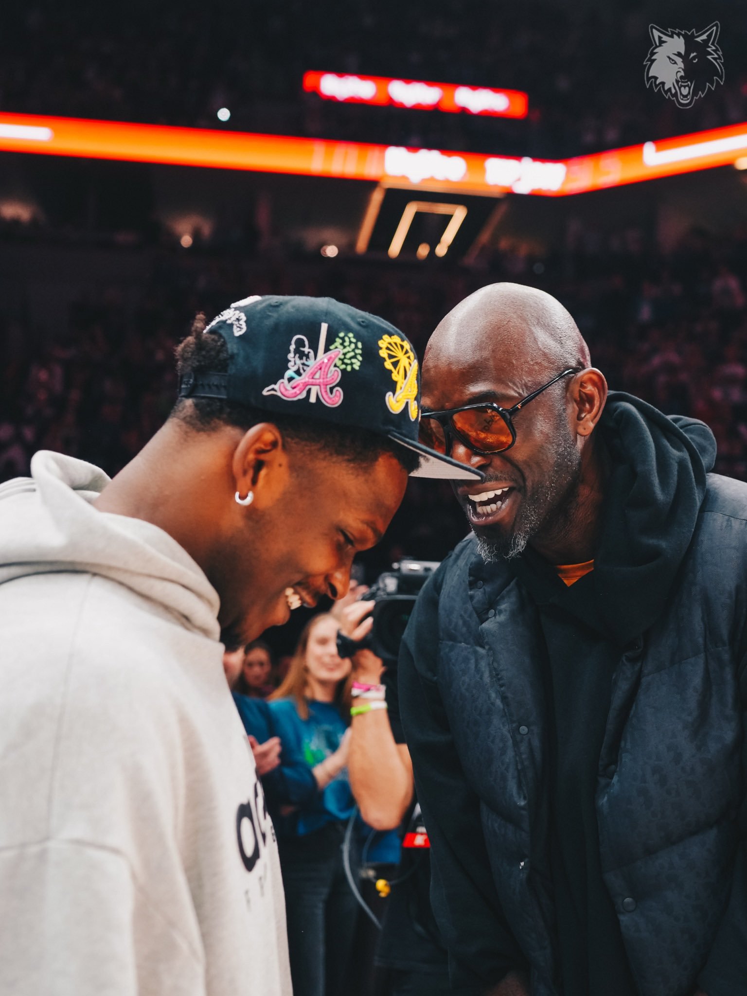 Kevin Garnett is back in Minnesota 🐺🎟️