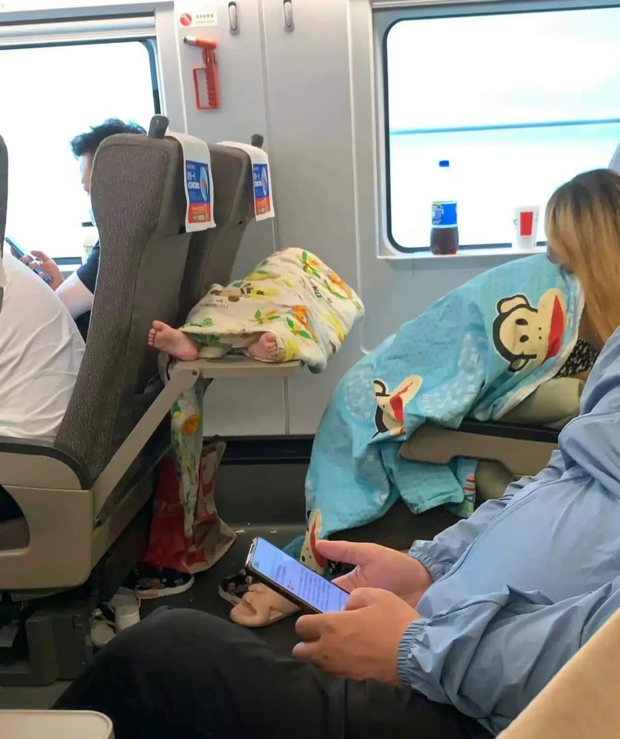 这个算不算儿童卧铺？ ​​​