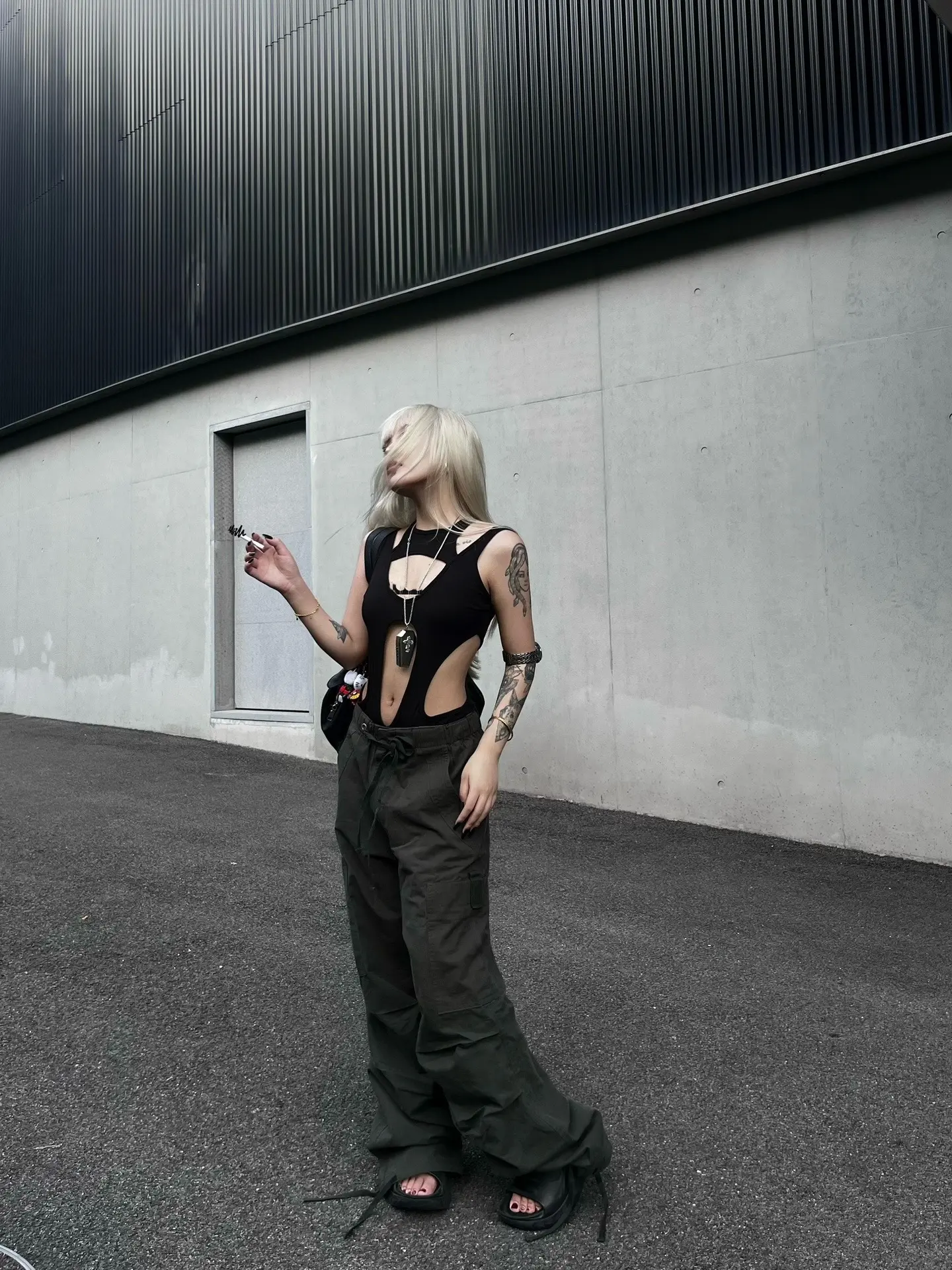 你是砒霜 一会p一会双 辣妹穿搭