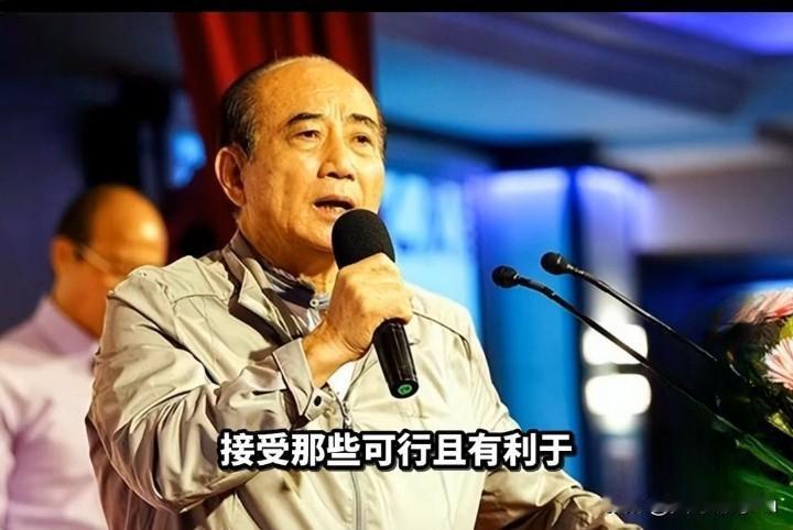 郑丽文二度破冰返台，民进党彻底慌了！
 
中国国民党主席郑丽文结束六天大陆访问，