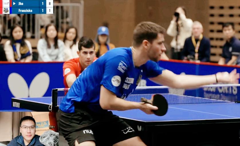 15日 针对贾哈的高抛发球，
弗朗西斯卡和樊振东都是摆到贾哈正手短，
为何效果差