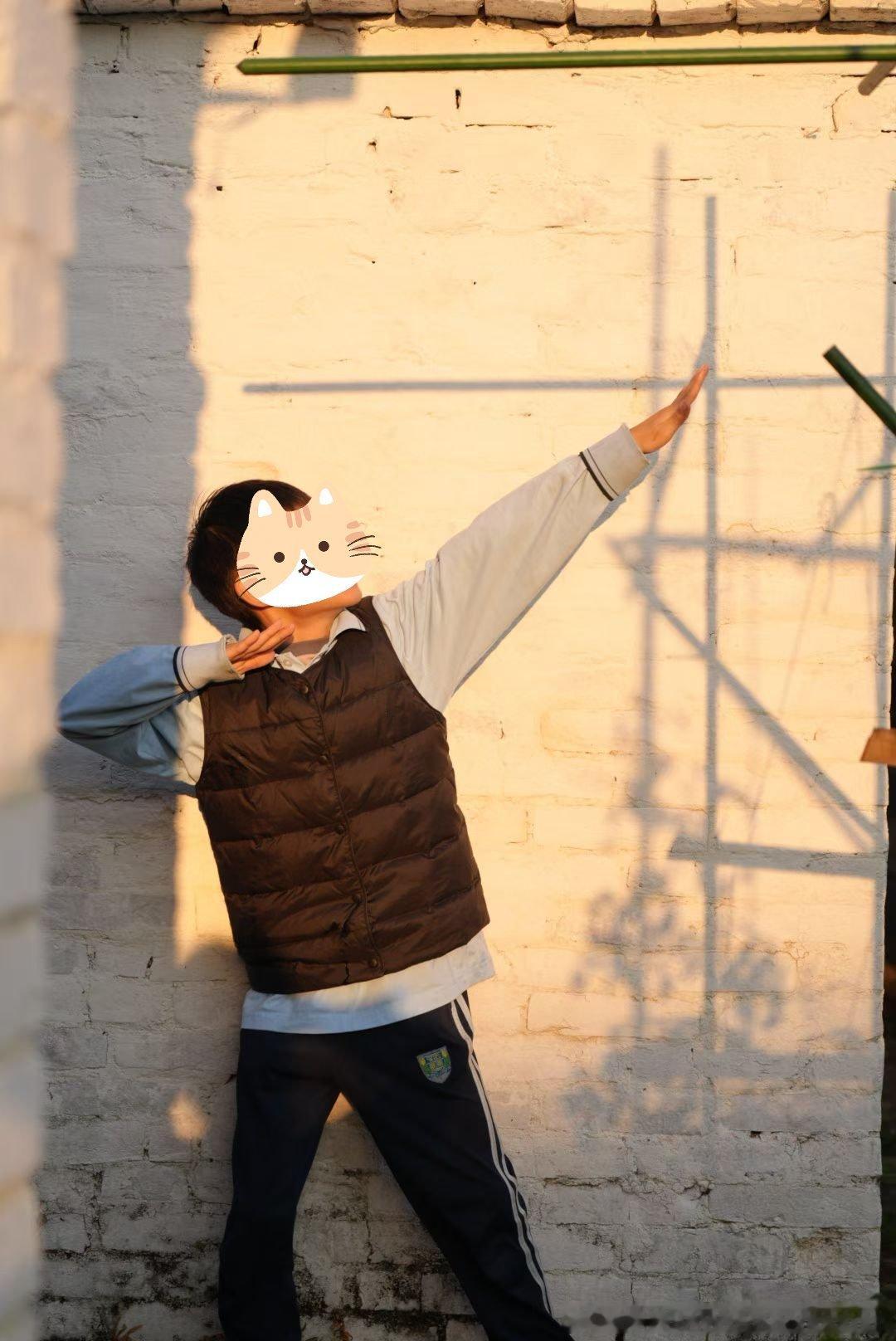 小番茄和草莓丰收啦孩子们的快乐时光…… 