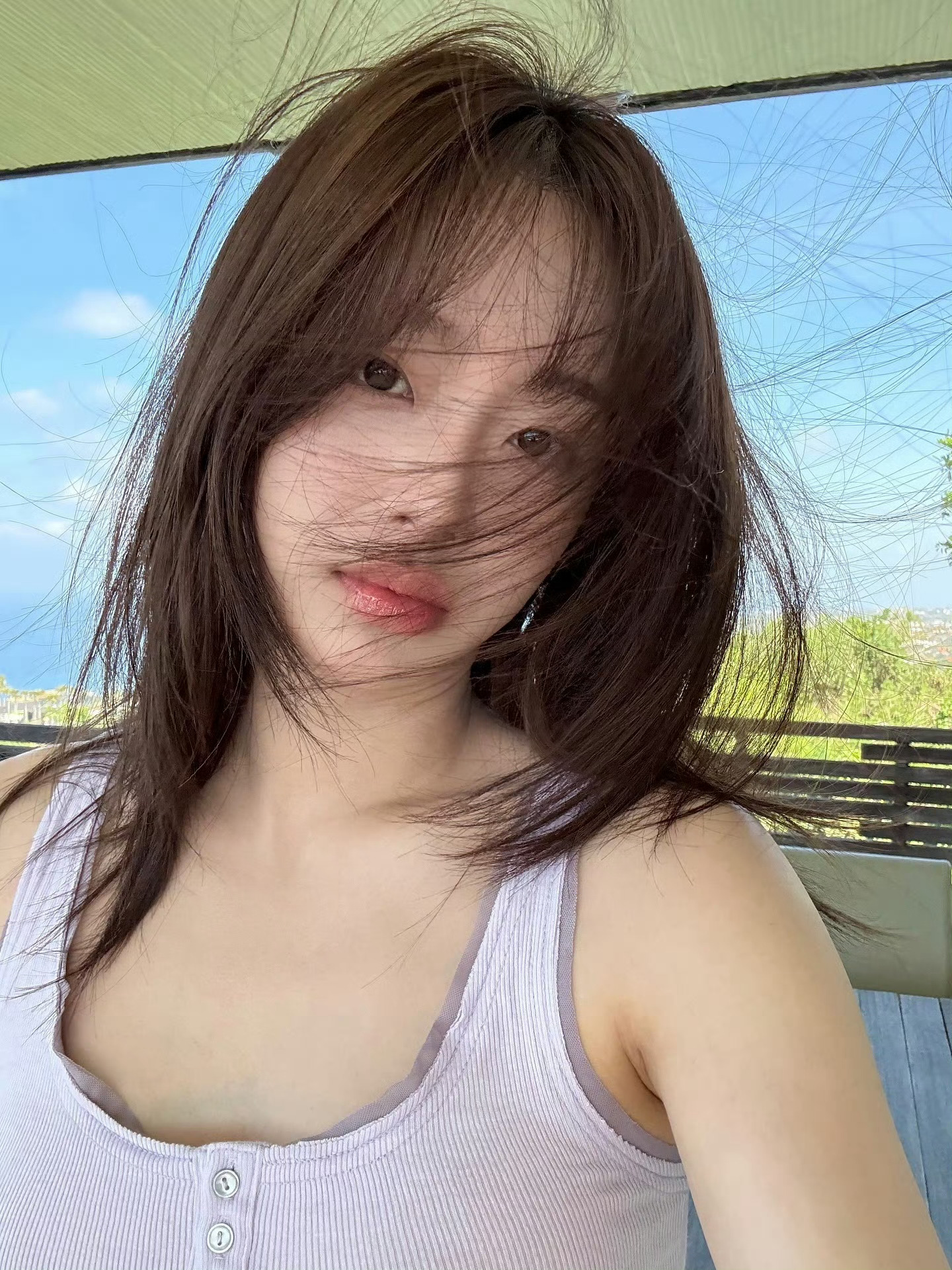 chuu金智雨真的好可爱🍏 