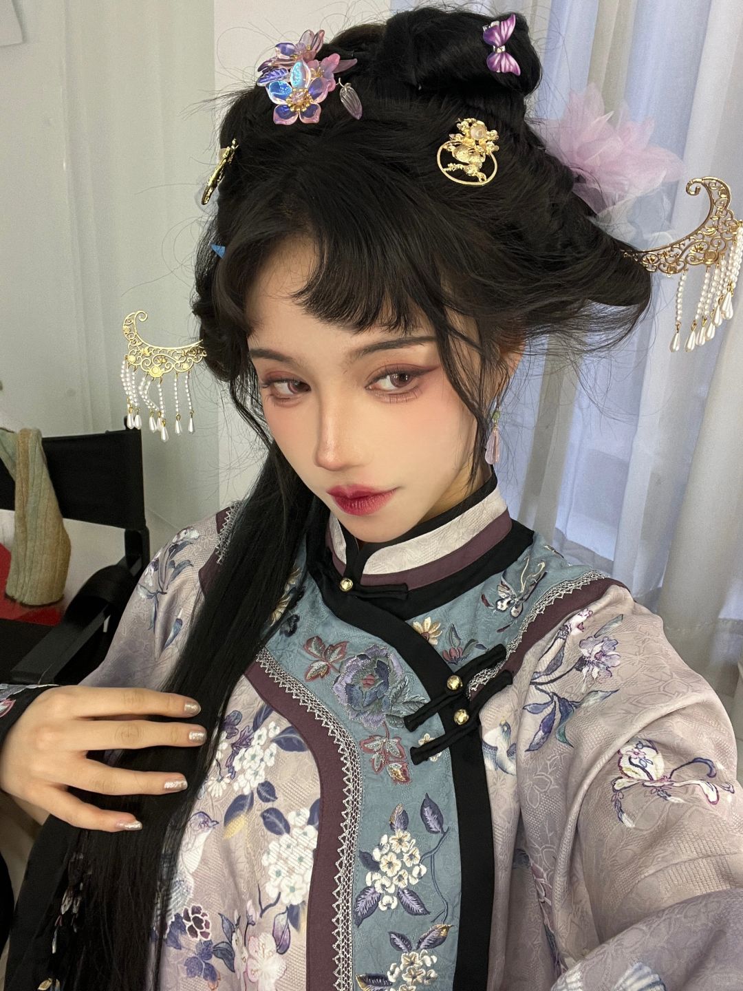 我不信你两眼空空