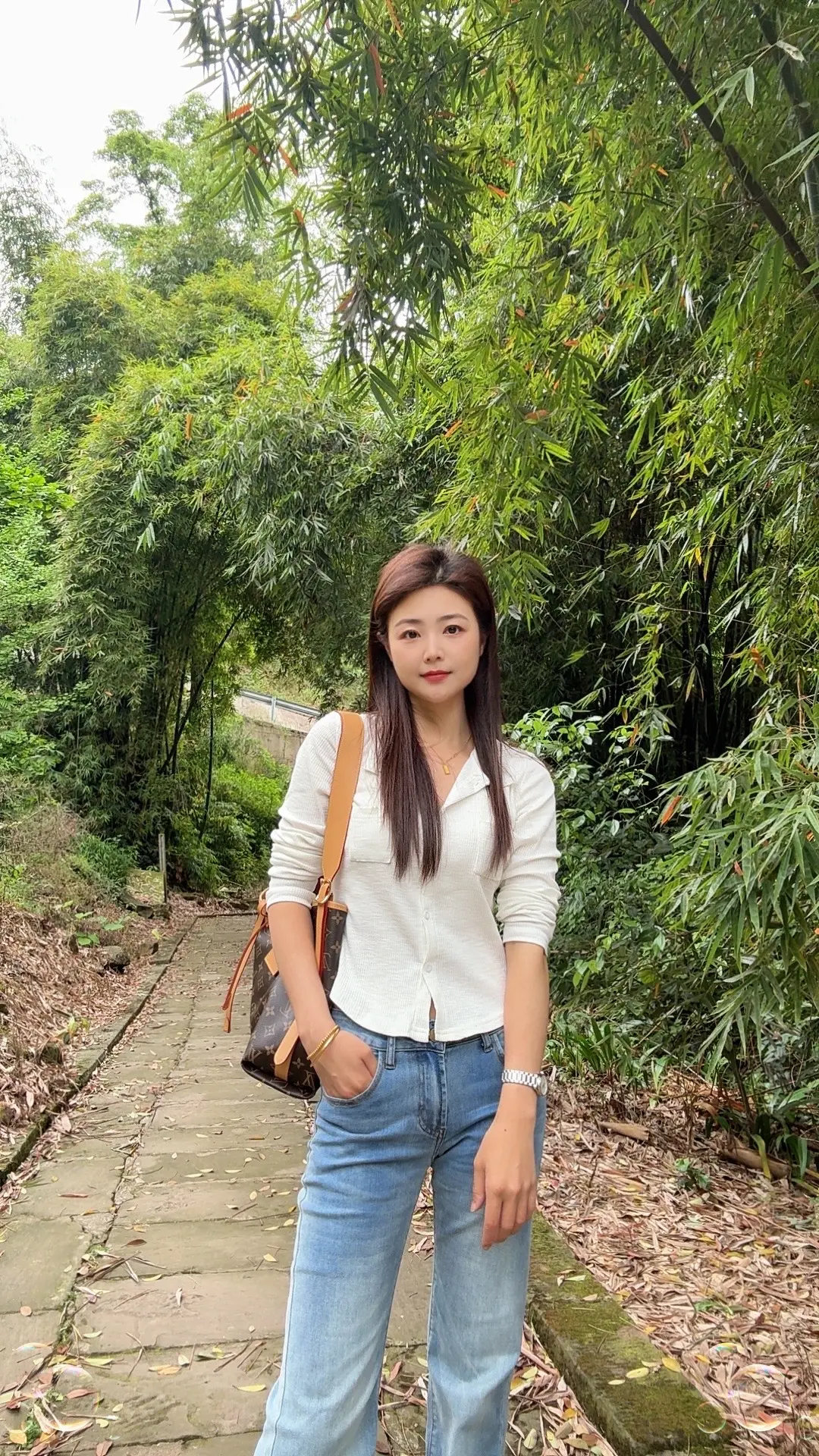 “很普通，很简单，永远是犟的，也永远是最认真的