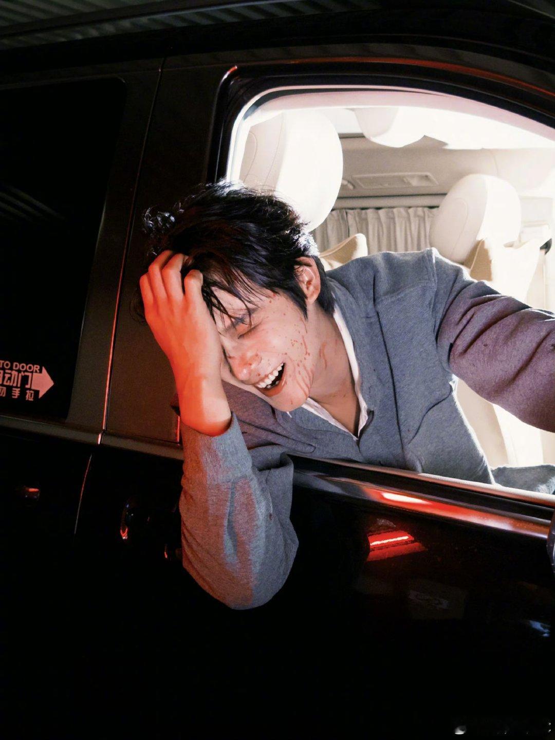 郑业成疯批美男郑业成抓住疯口 郑业成好真的适合这个赛道啊[打call][打cal