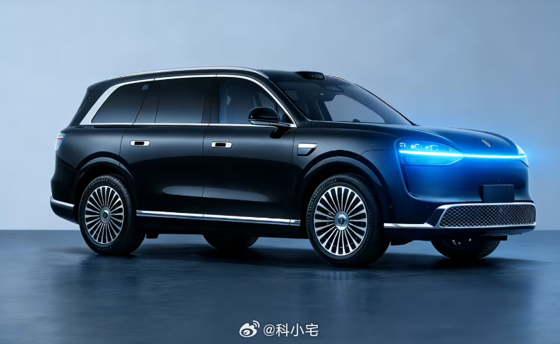 鸿蒙智行 2026 款问界 M9 无伪装实车智驾状态首曝，新车前脸装配有星际贯穿